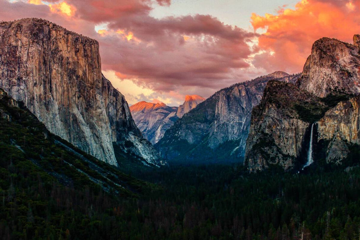 Cannes and Antibes Night Tour