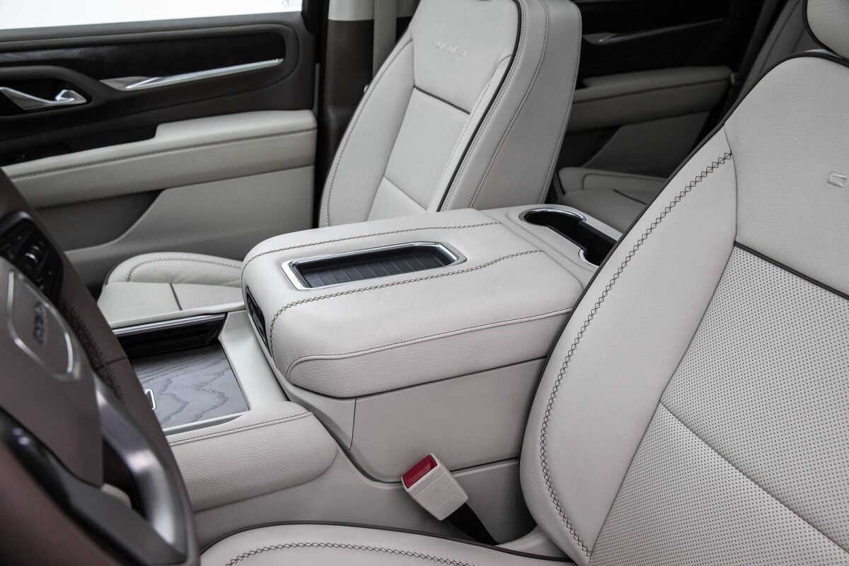 Toyota Sequoia 4dr SUV