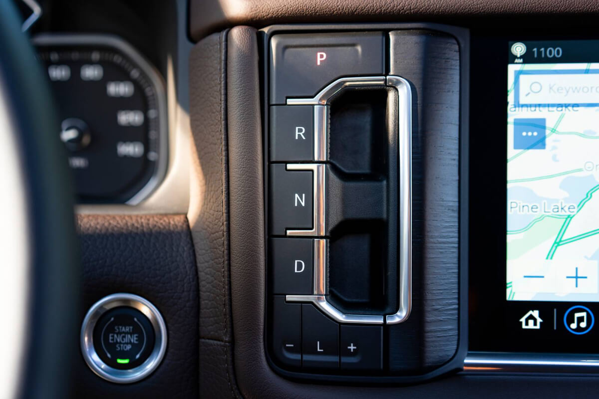 Toyota Sequoia 4dr SUV